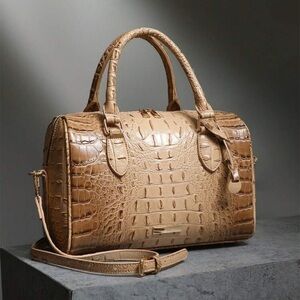 Elegant Tan Crocodile-Embossed Satchel​